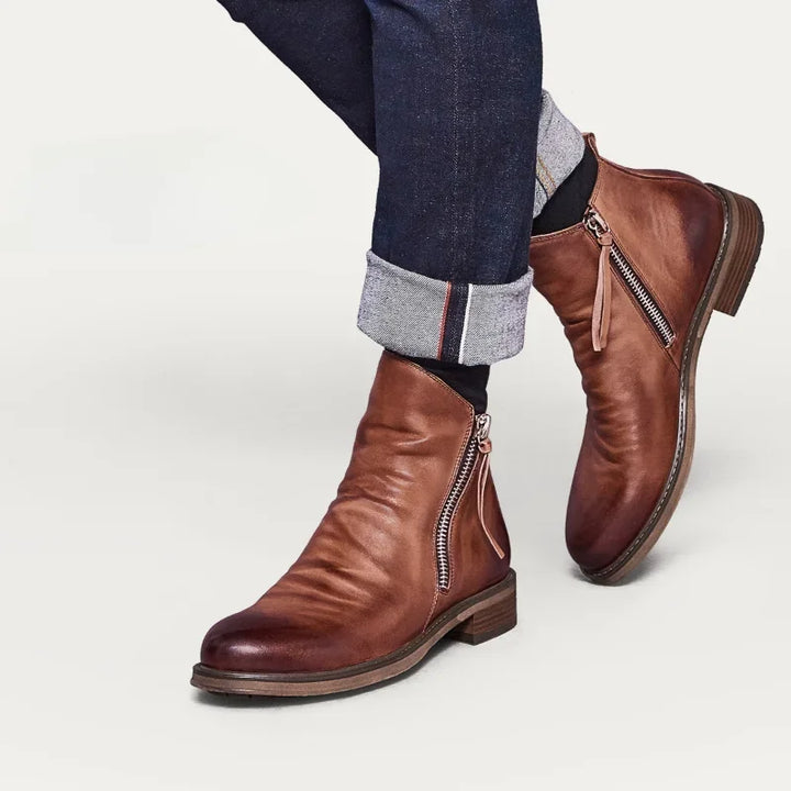 Bernardo Cavallino Chelsea Boots